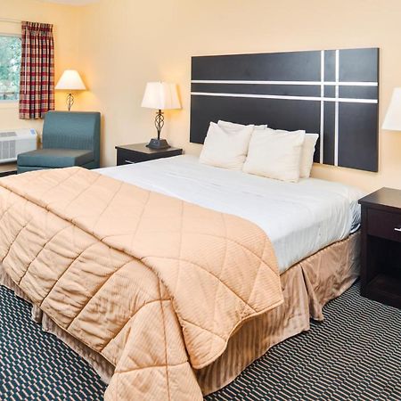 Soudersburg Inn & Suites Lancaster Ronks Luaran gambar