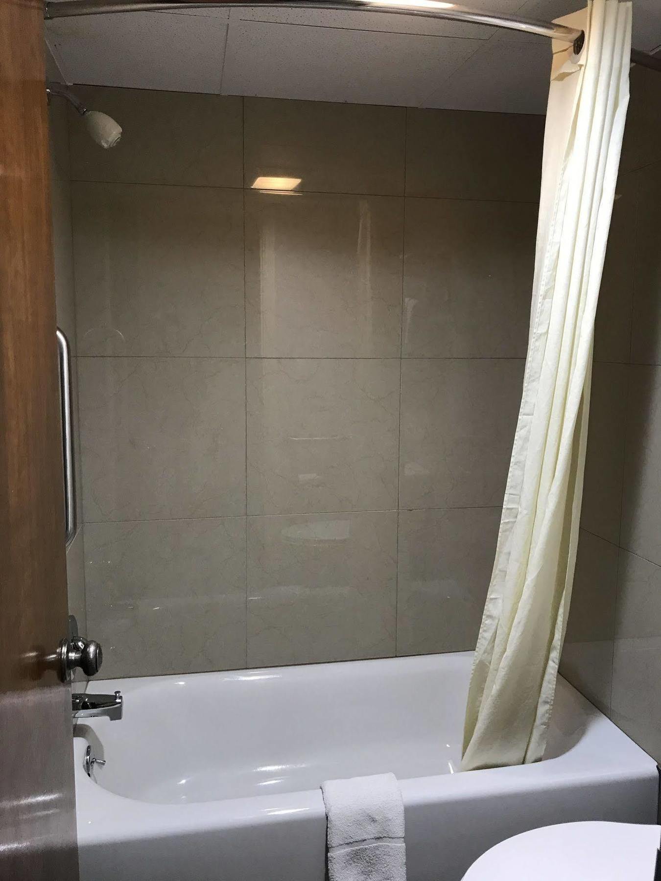 Soudersburg Inn & Suites Lancaster Ronks Luaran gambar