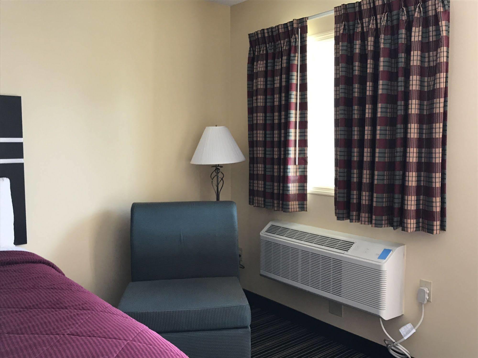 Soudersburg Inn & Suites Lancaster Ronks Luaran gambar